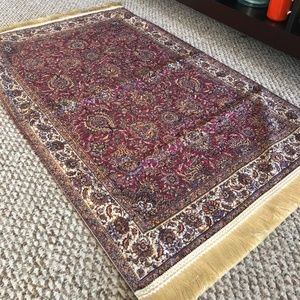 Handmade Silk Carpet “Scarlet”